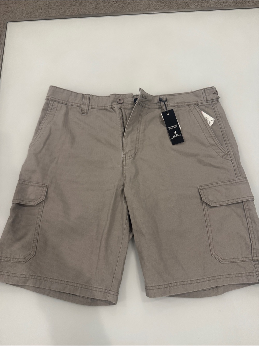 Men's Cargo Shorts in Light Taupe - Casual Utility Style